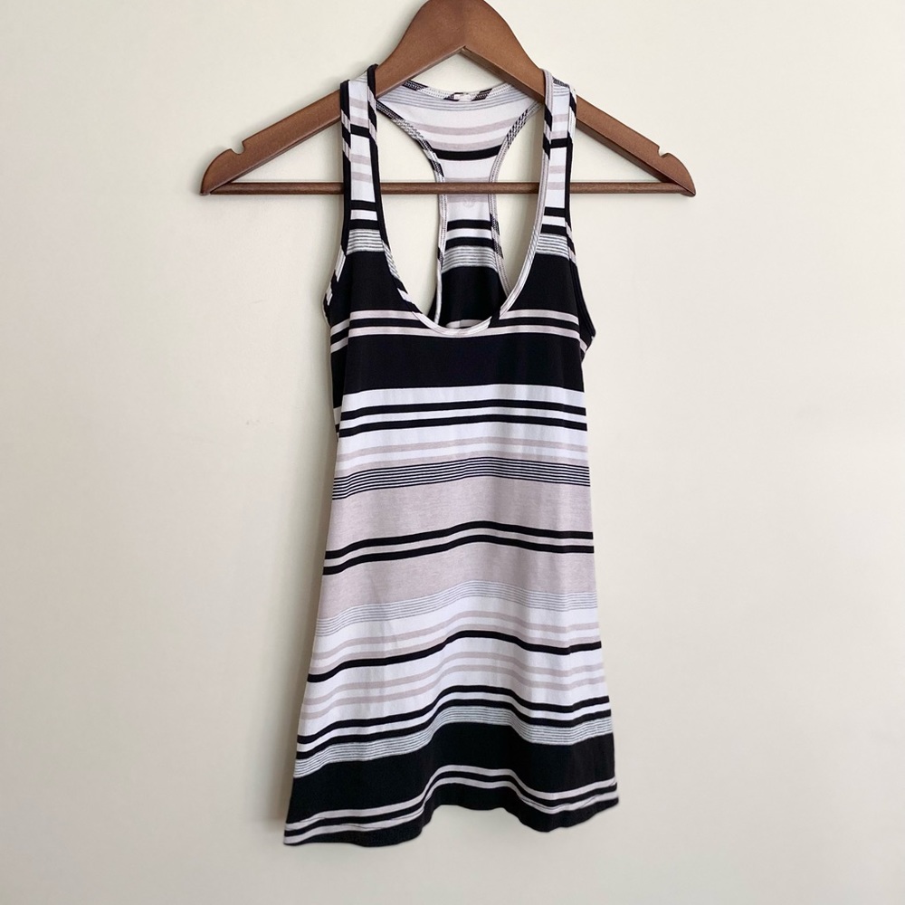 Lululemon | Cool Racerback - Picture 5 of 12